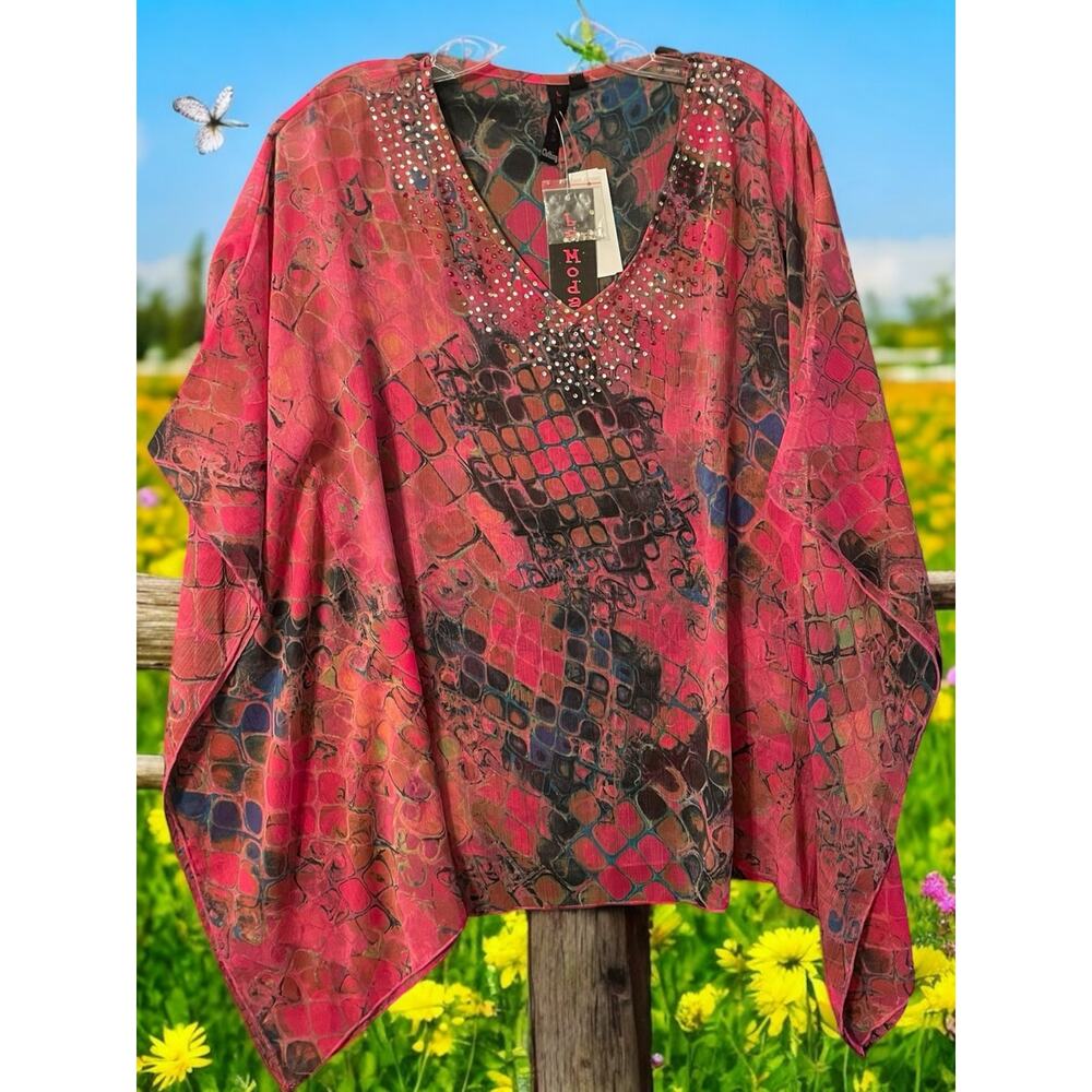 Wild at Heart!‎ LaModa Bold Pink Animal Print Poncho Top w/ Bling – Size M/L